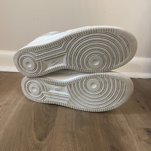 Nike Air Force 1 - Picture 5 of 5